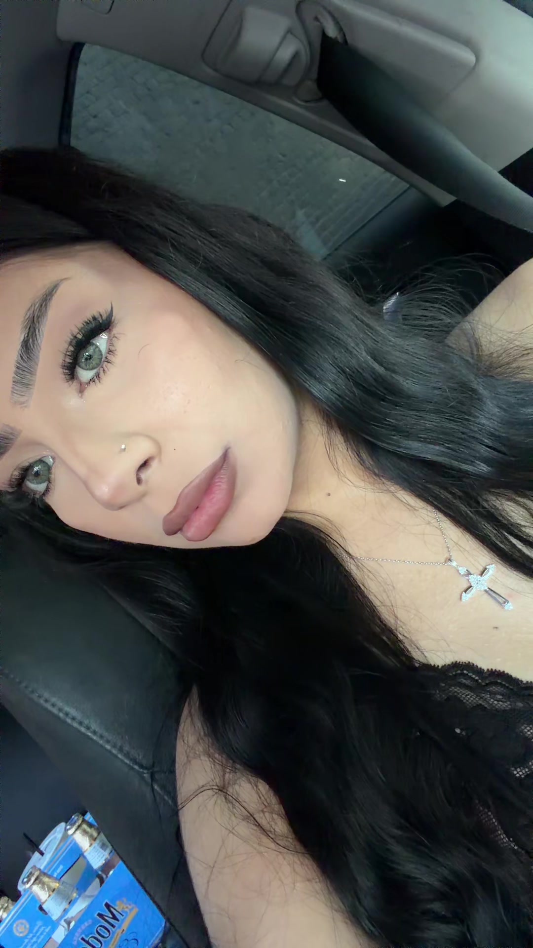 @𝑒𝓂𝒾𝓁𝓎♥️