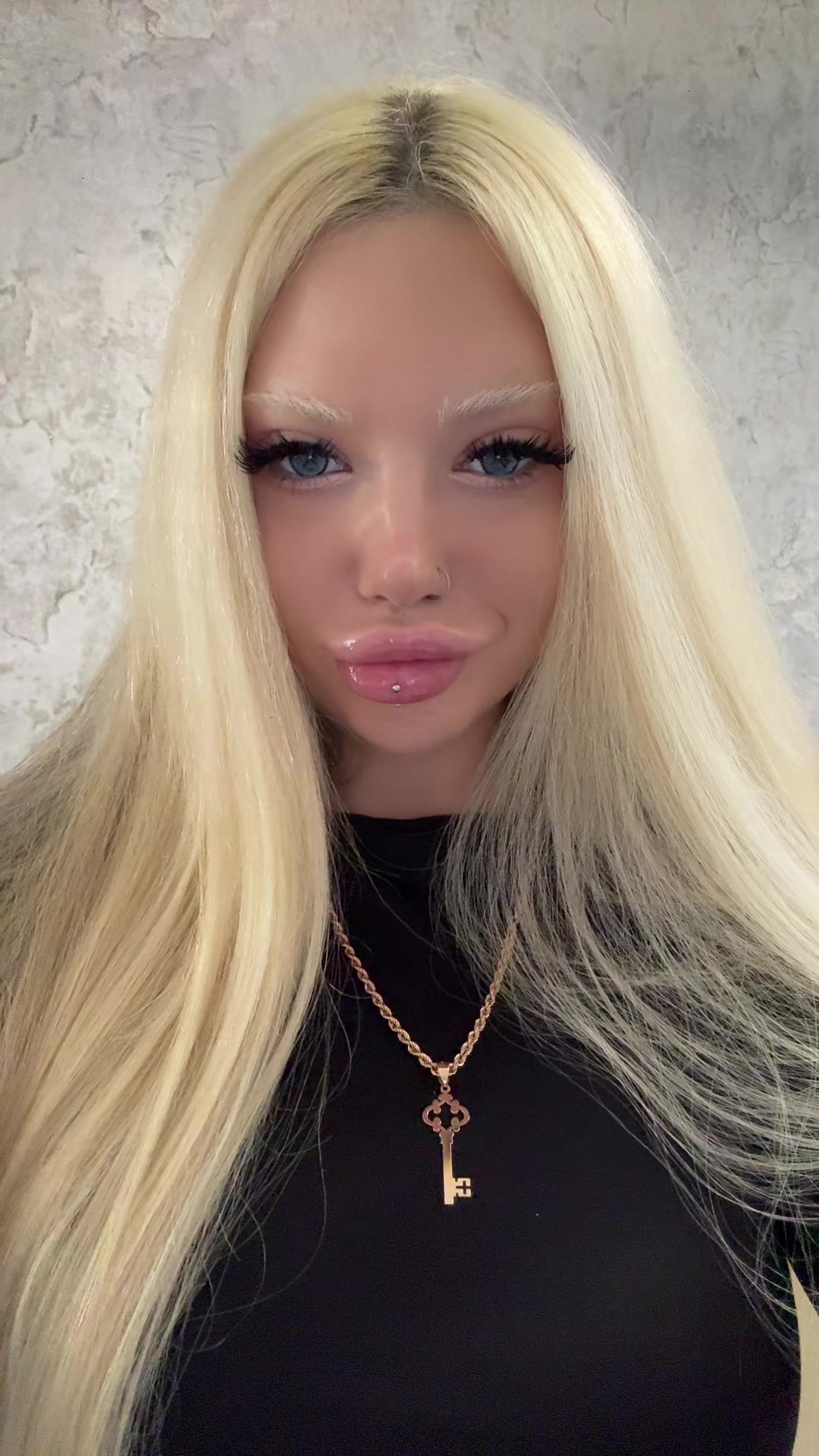 @kr1stinw