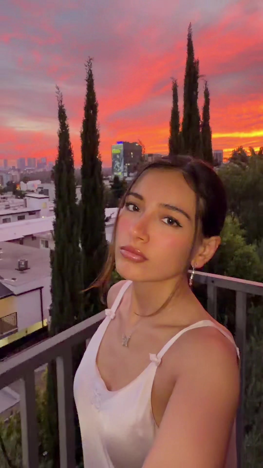 @Avril Galileo