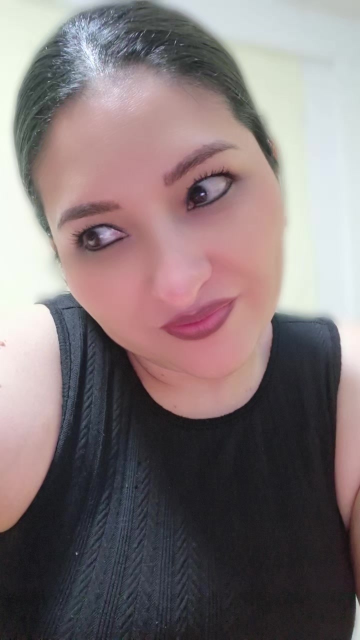 @Flor blanca 🌼 💕 🦂
