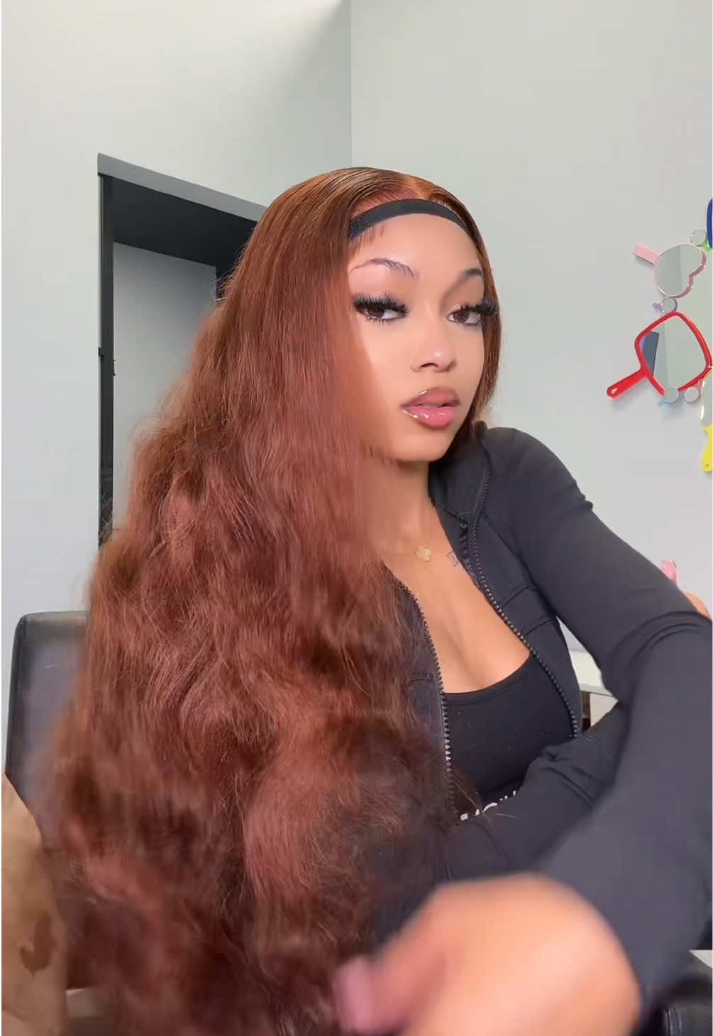 @Ni