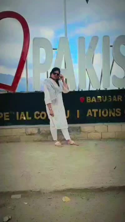 @FaRaH Khan