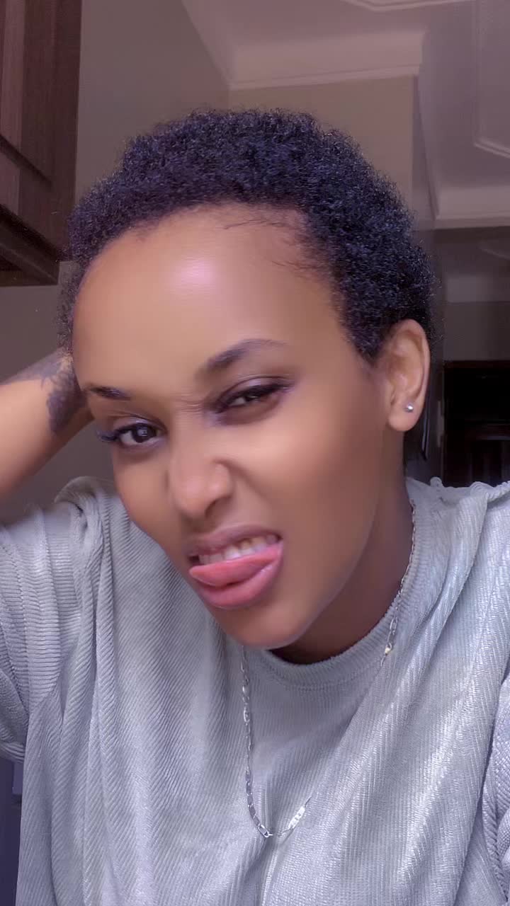 @LOVER🦋🤍