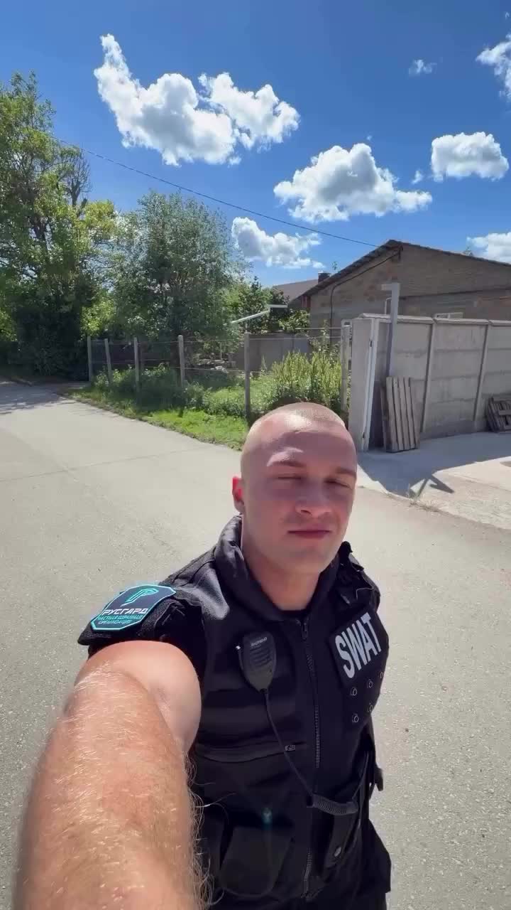 @theglutelist