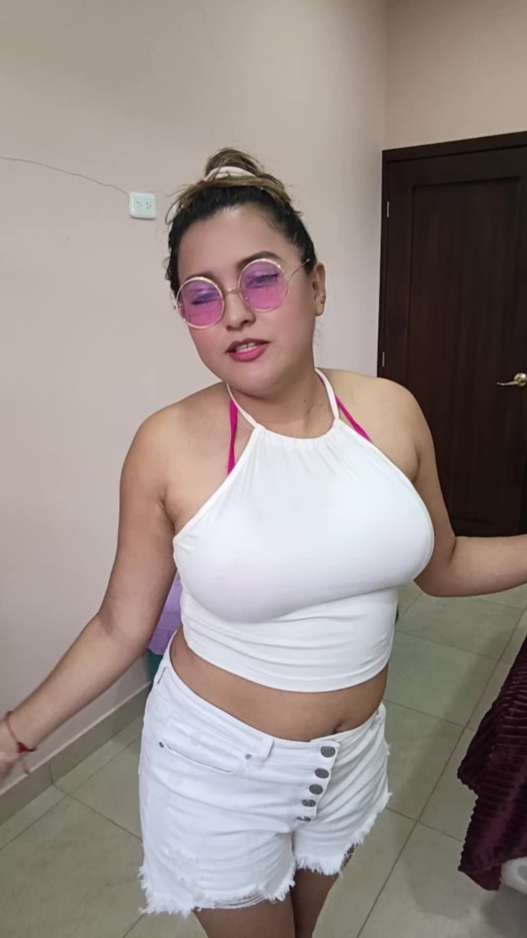 @La Ni&ntilde;a Bonita