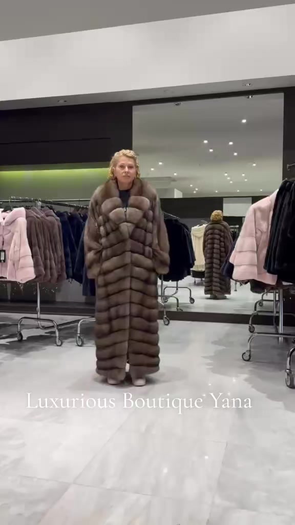 @Luxurious Boutique Yana