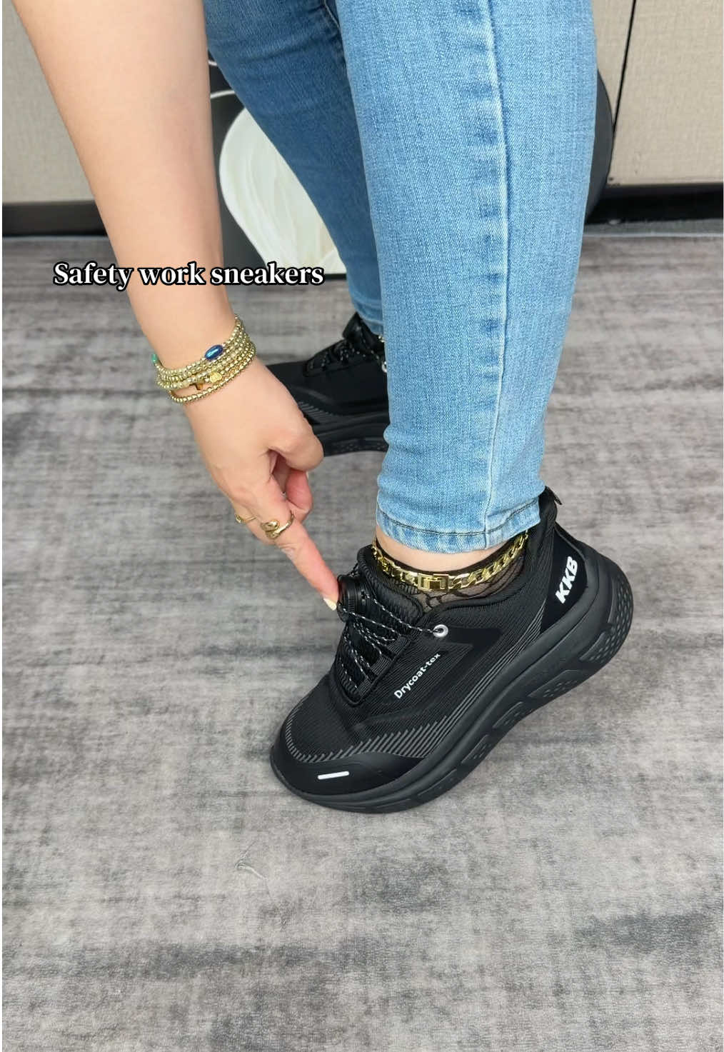 @Monica_fashion
