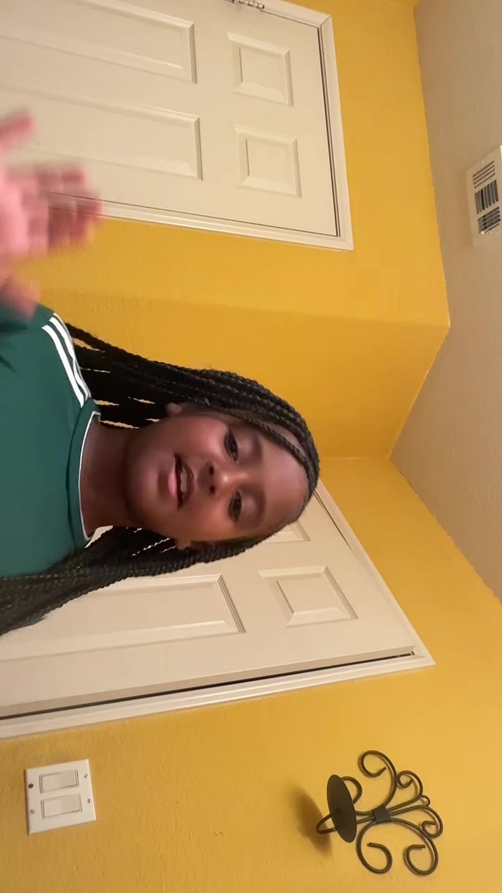 @Noelle/123