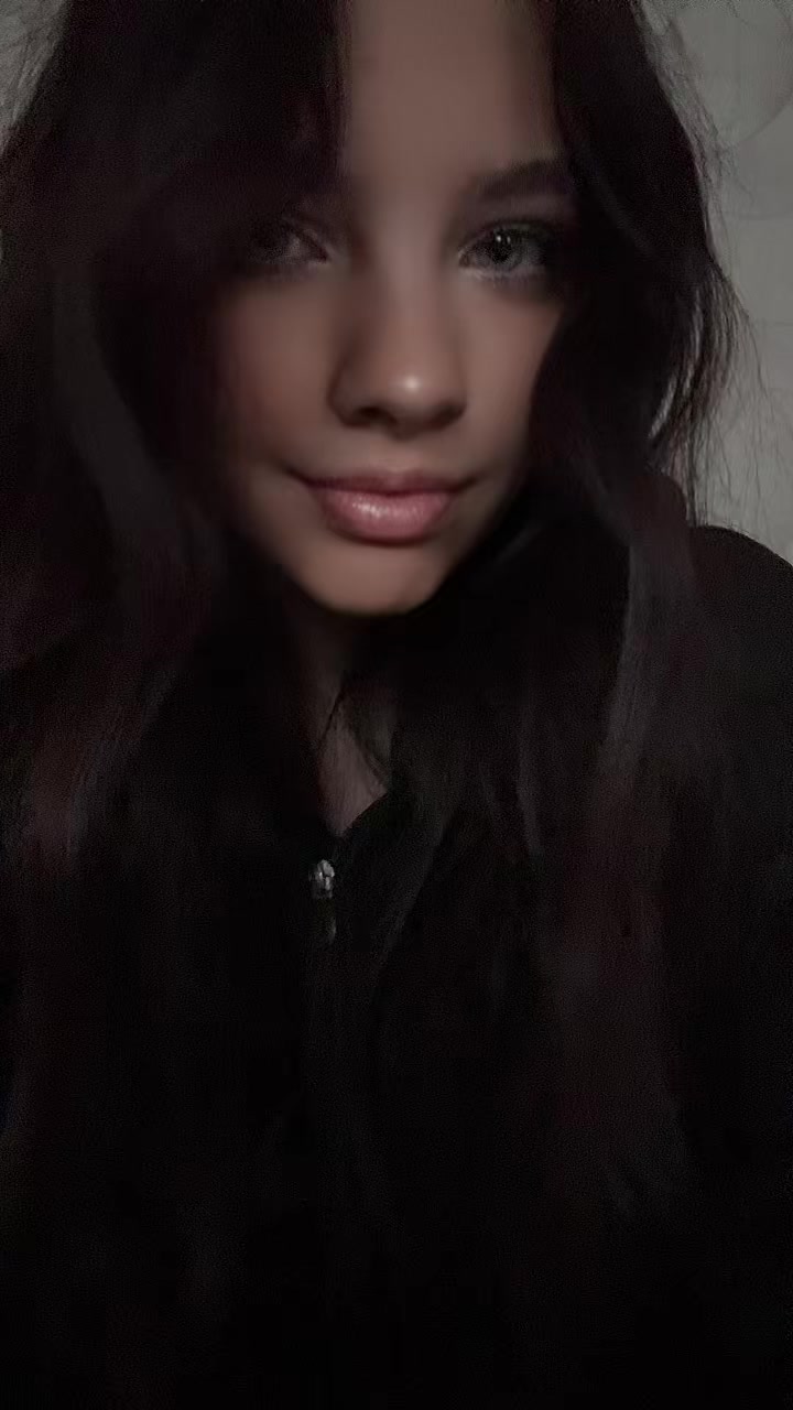 @DIVAMILLI🧿
