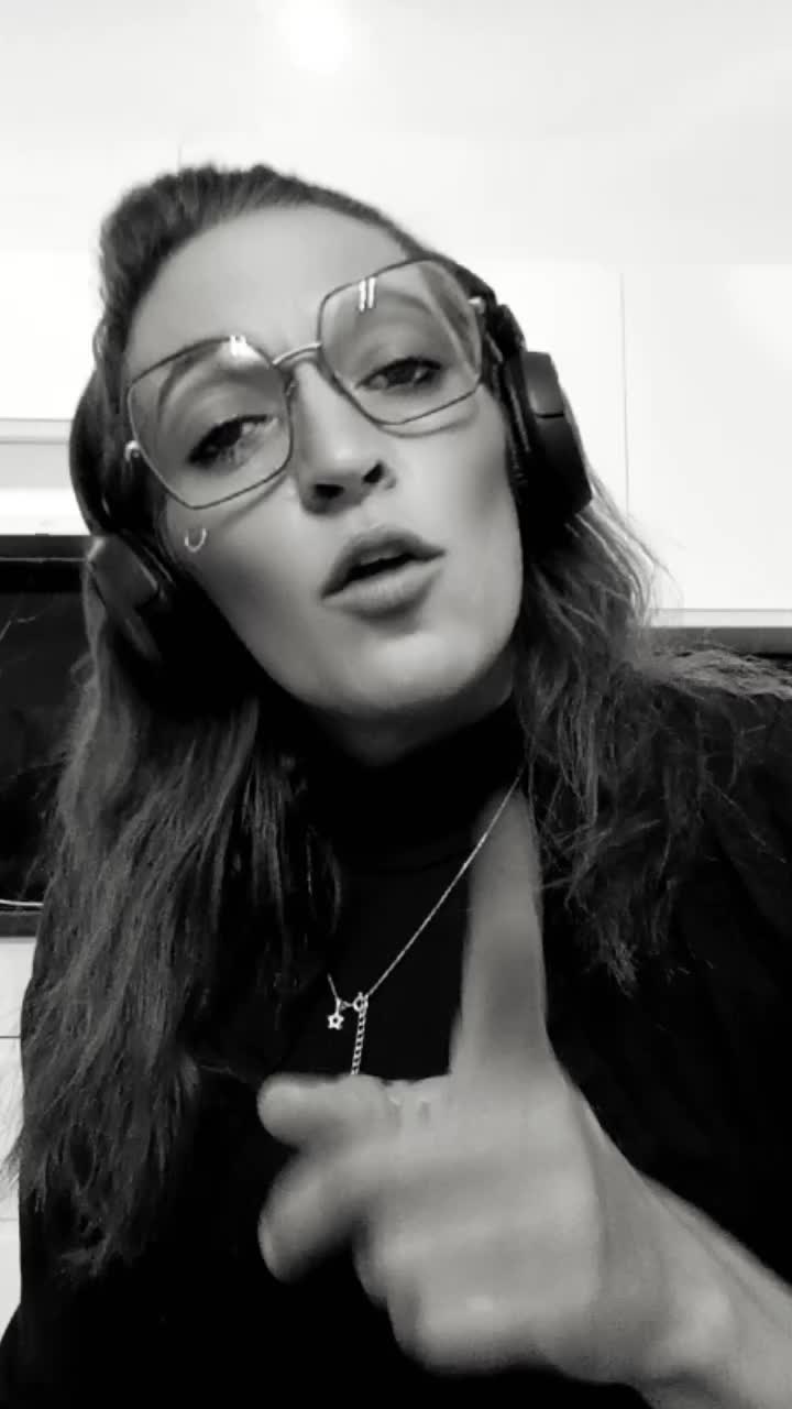 @Élodie🌟💫