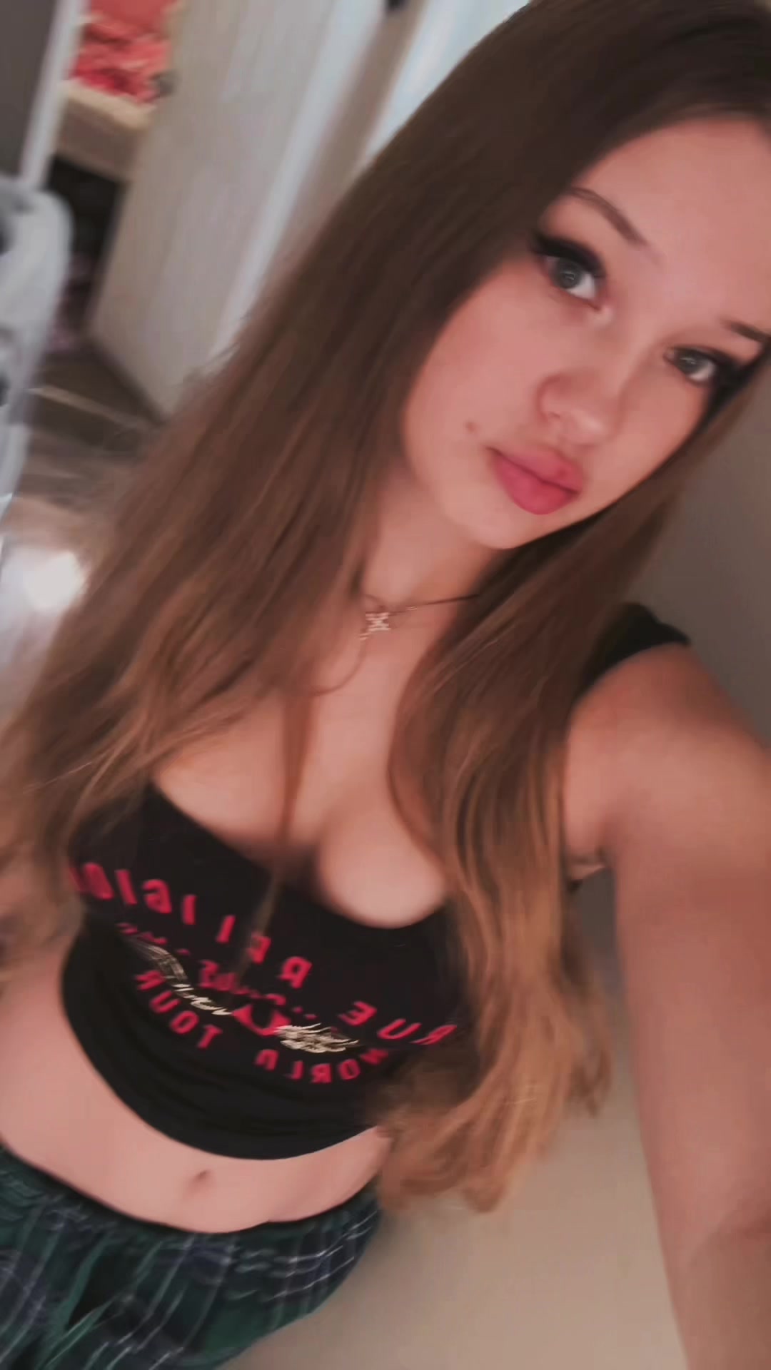 @b🪽