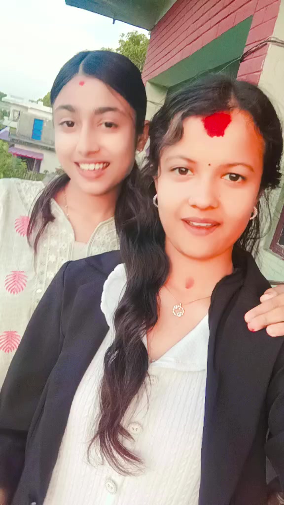 @laxmi khanal😘