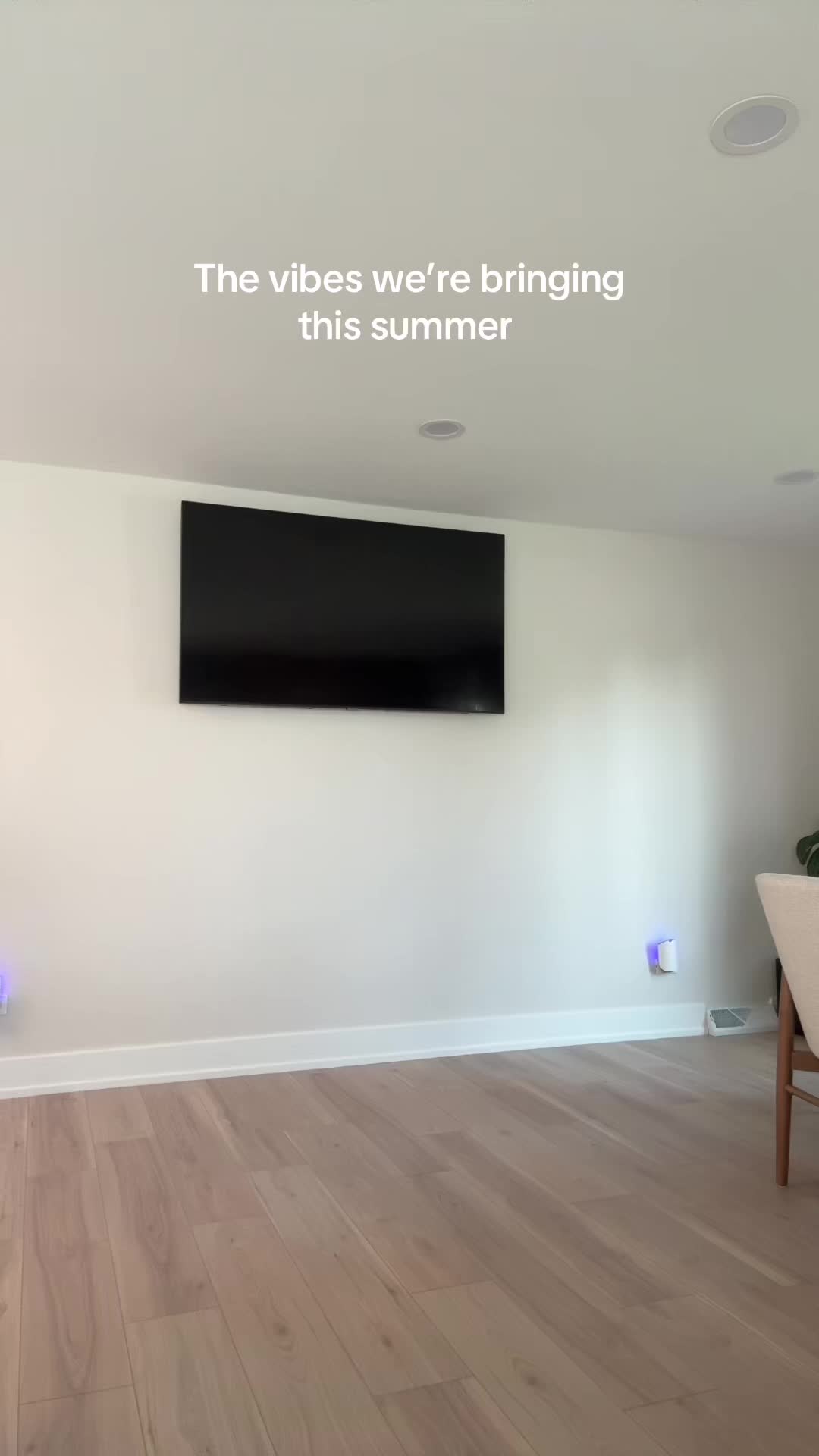 @BeeVlogging