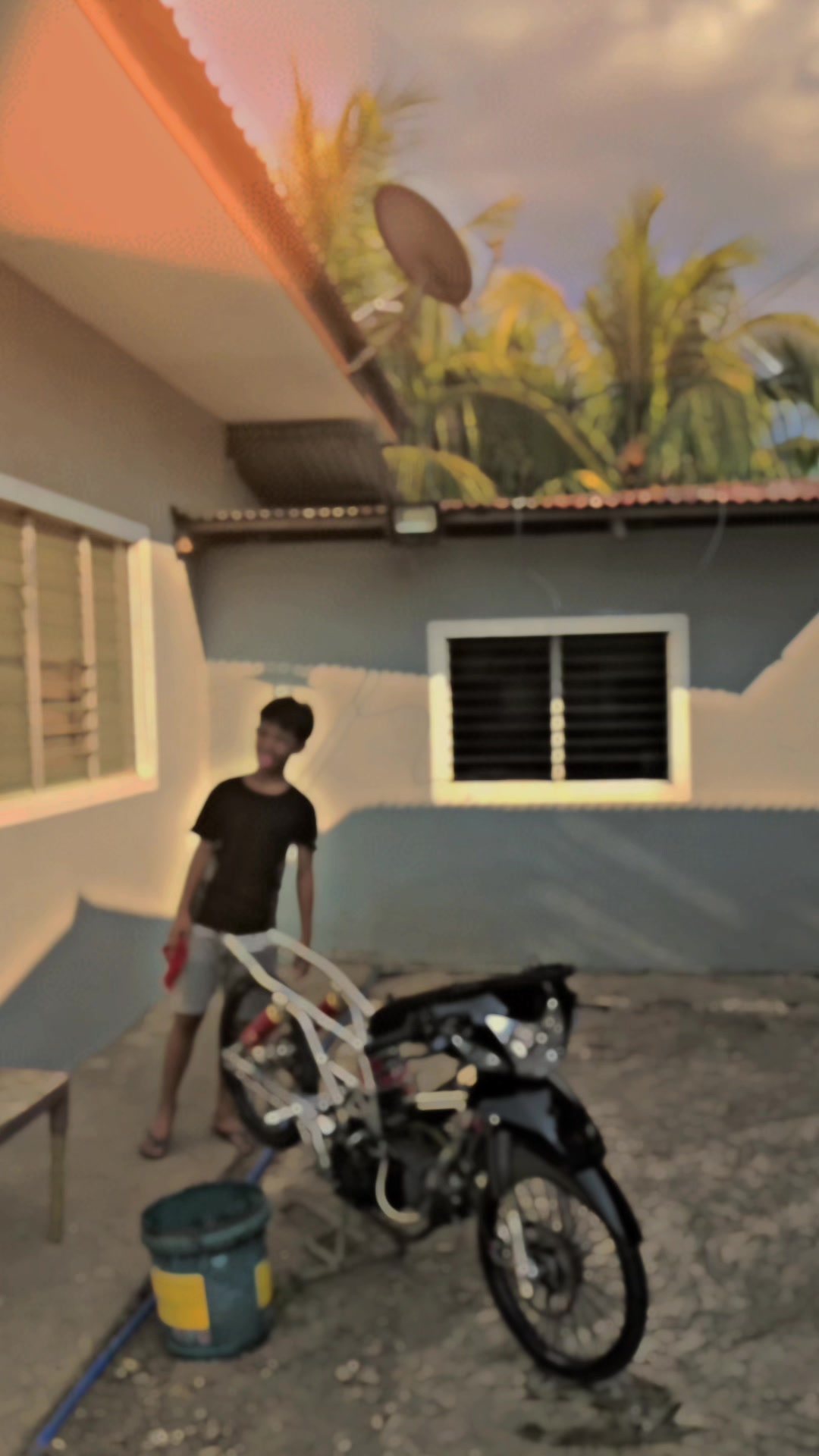 @Jxhn.