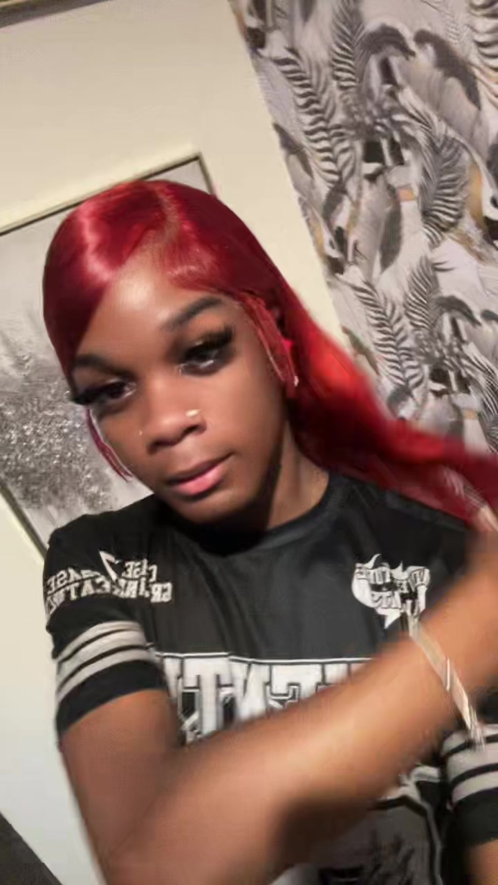 @Badshi&reg;️