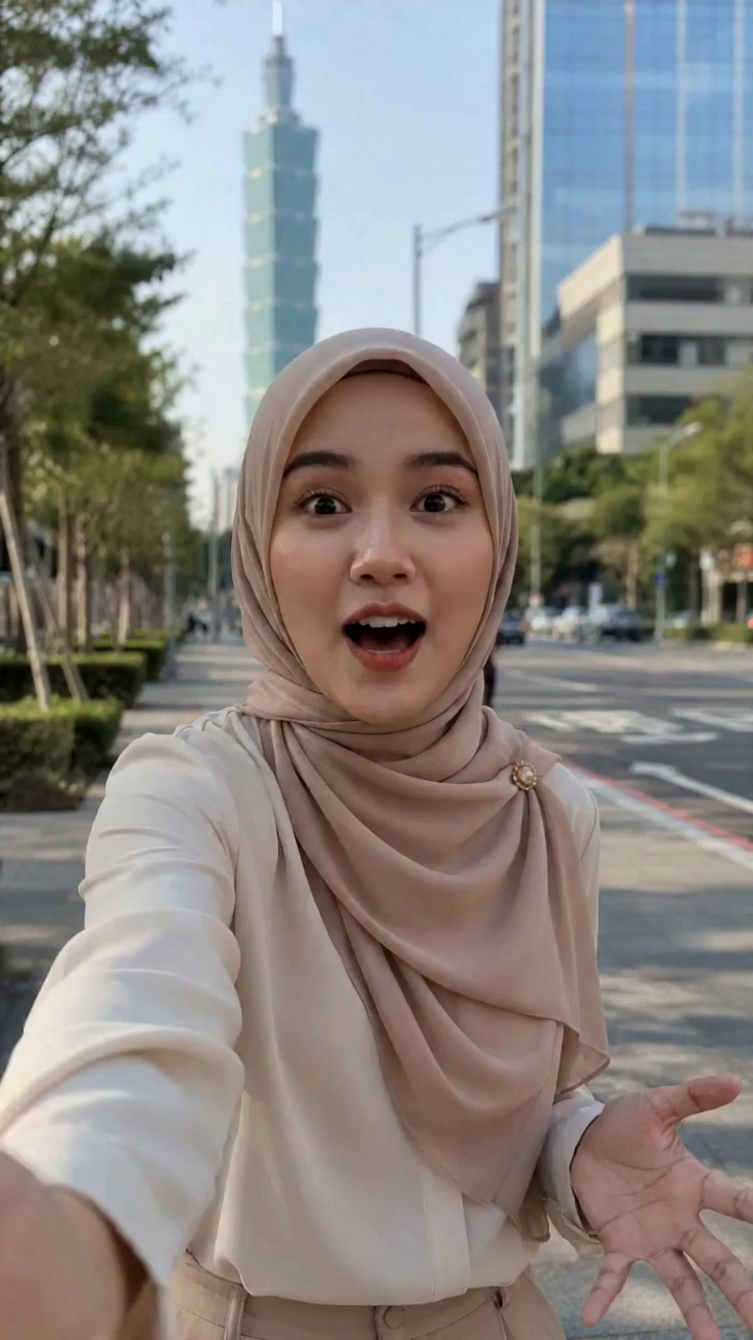 @VeloveAnnissaTaiwan