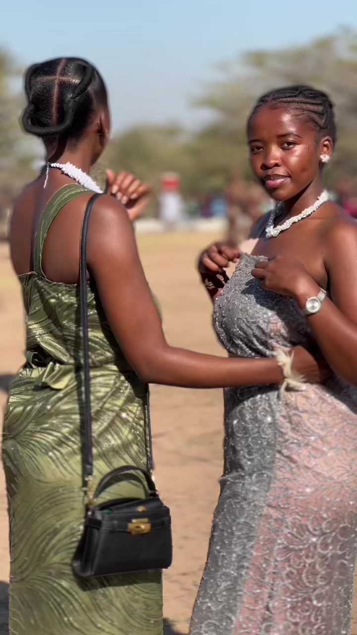 @Portia Shlang'esimnyama.🇸🇿
