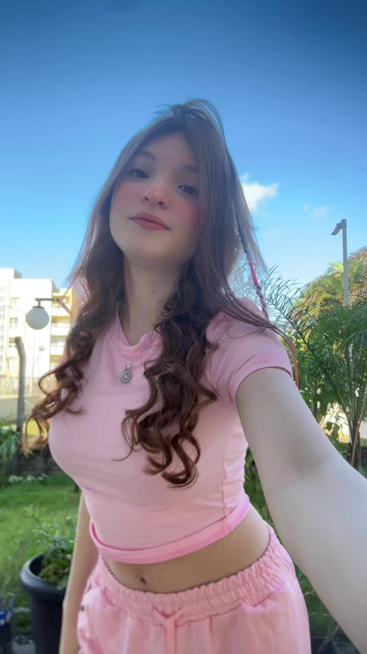 @Fernandacontee