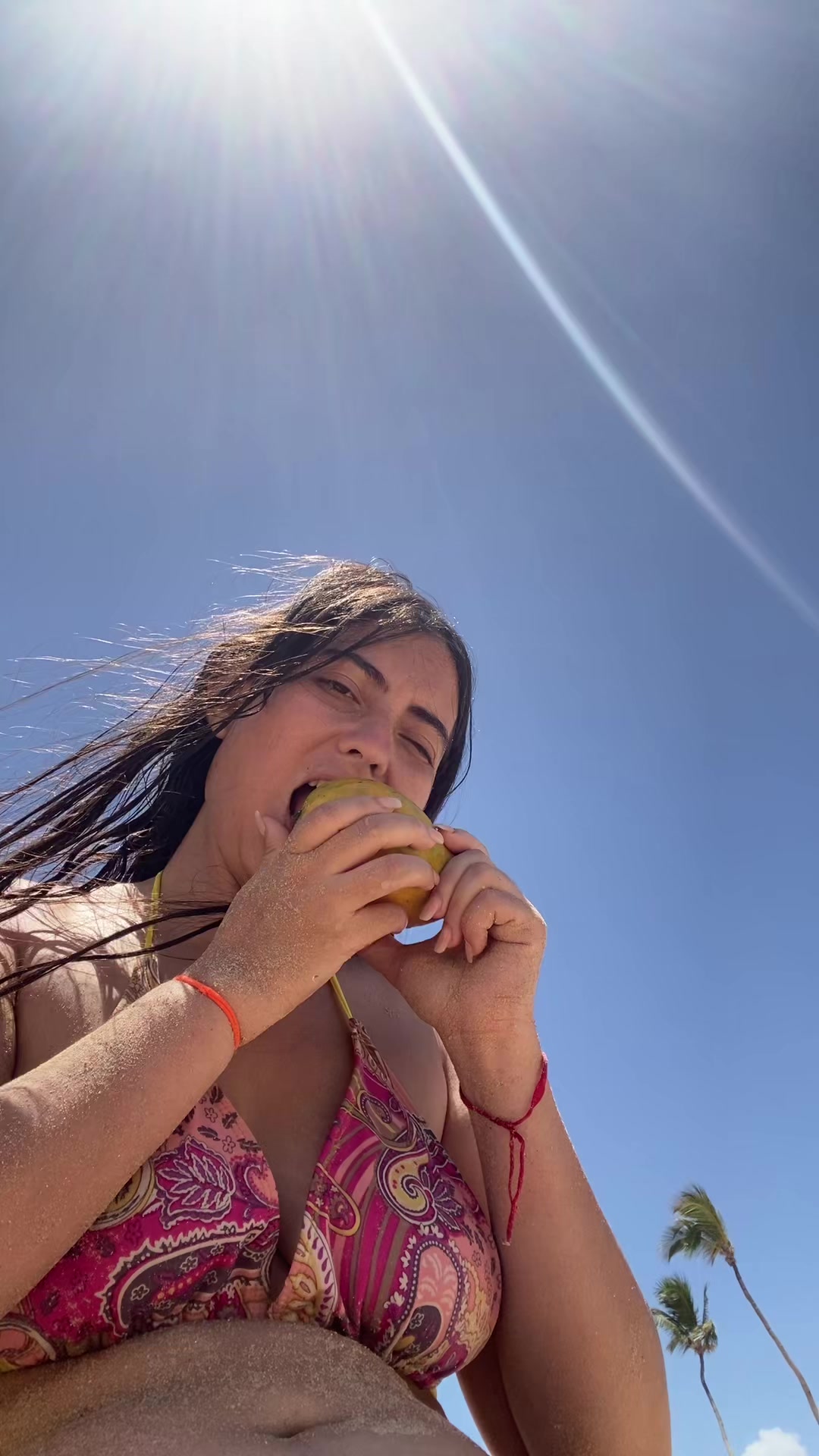@Abril