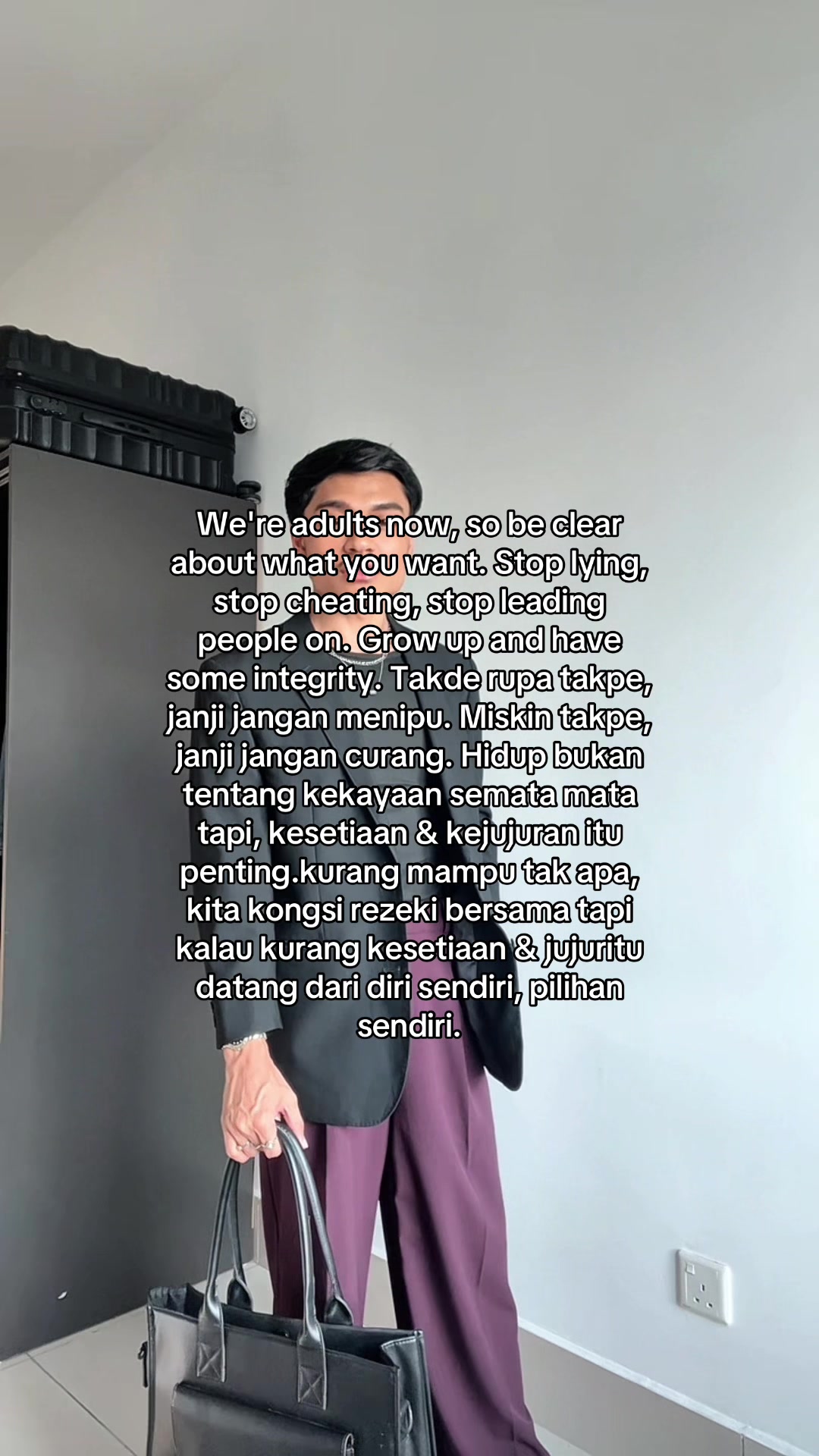 @LELAKI cermin