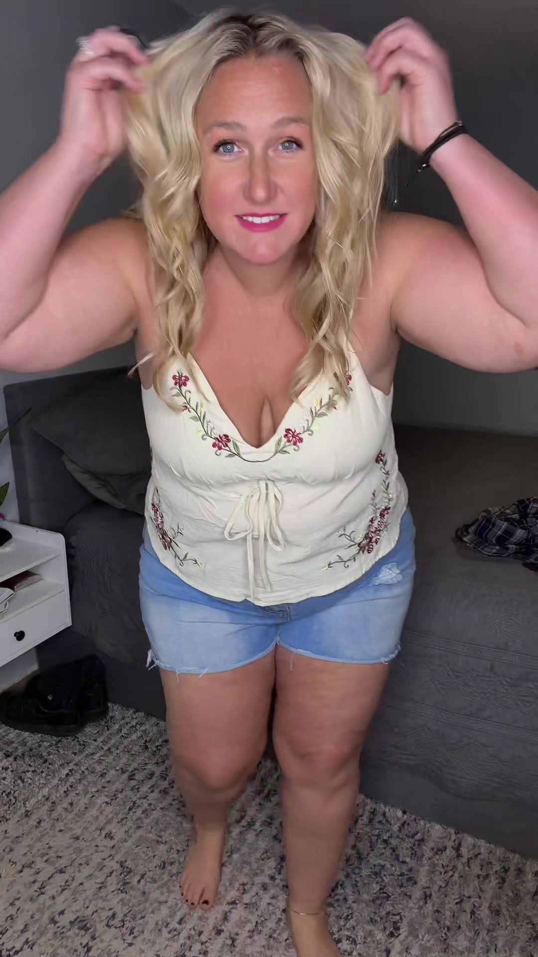 @tierraleonaa