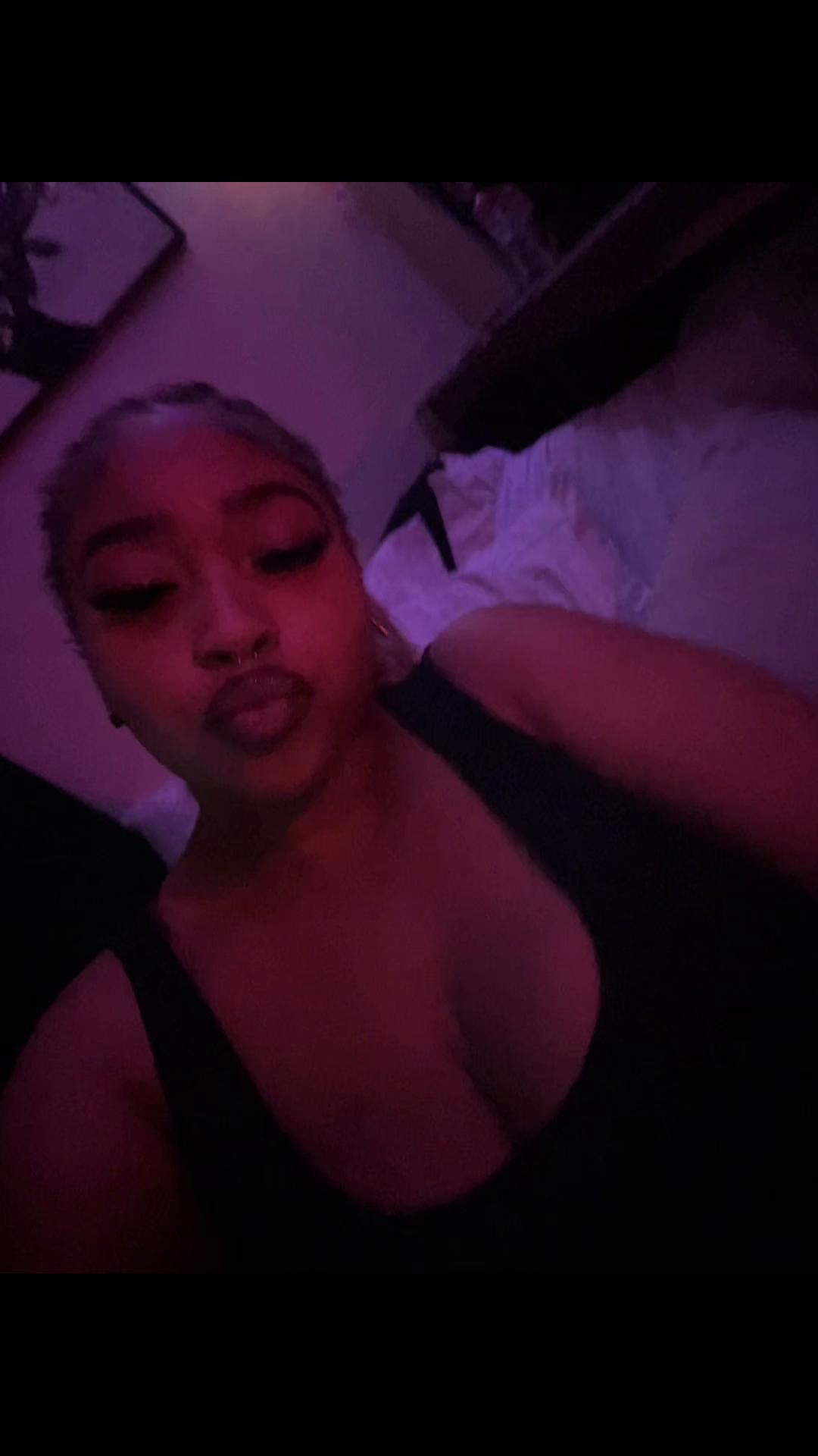 @hisfavveater_