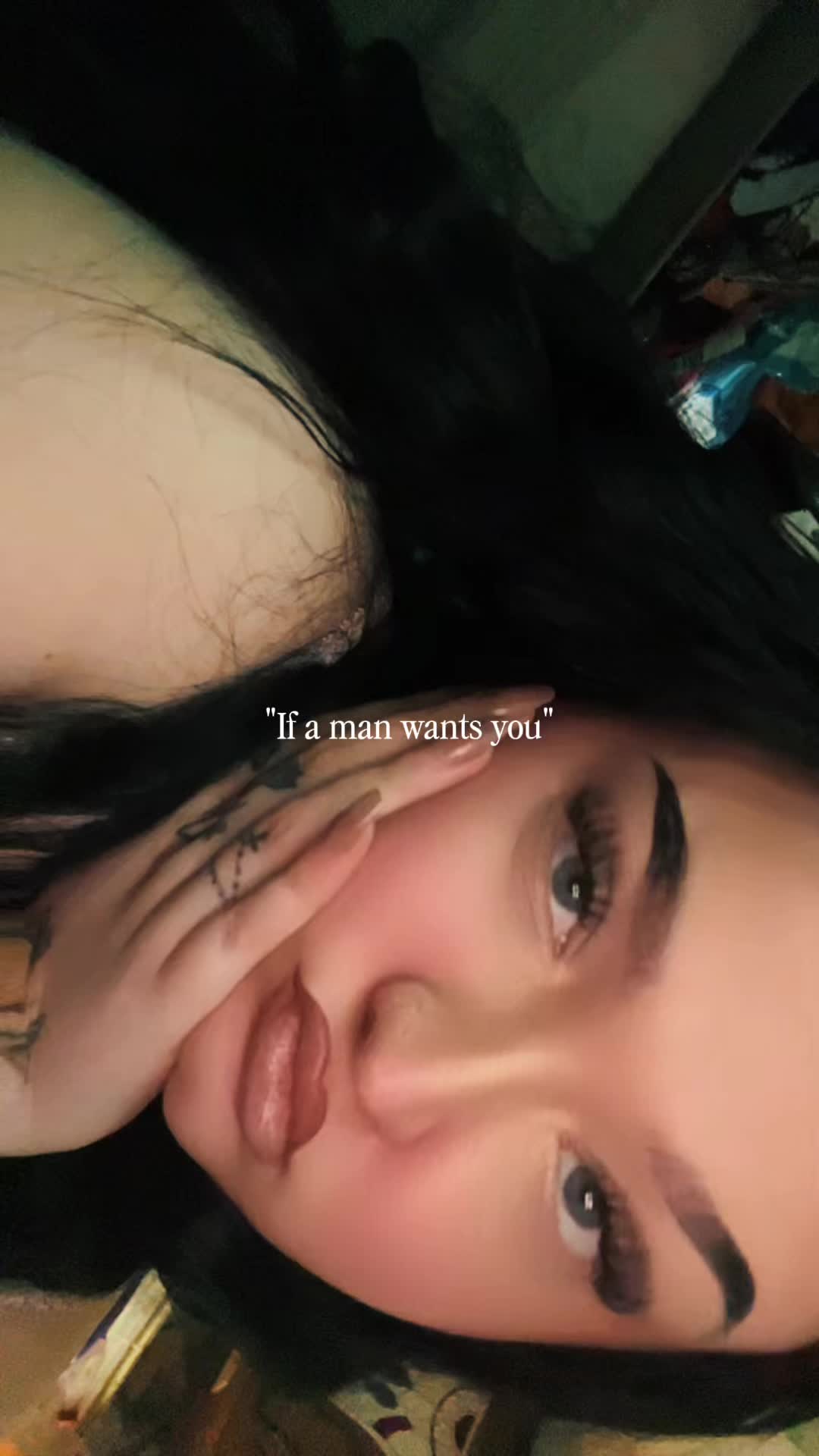@kayleesalwayswright