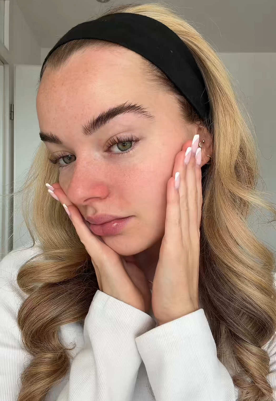 @Lara
