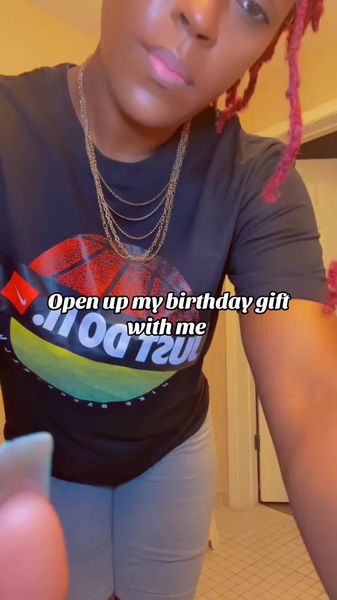 @deedivinegoddess
