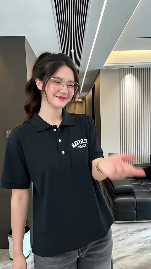 @Kh&aacute;nh Vy mặc g&igrave;?
