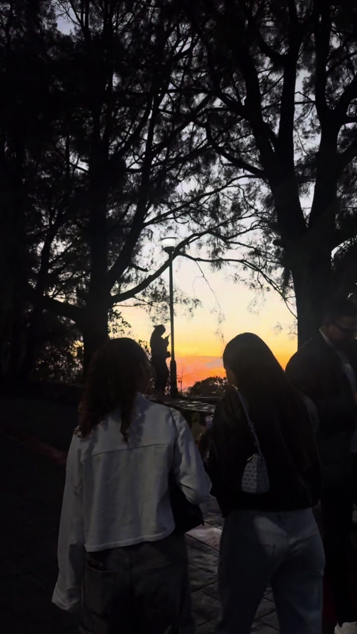 @gloria