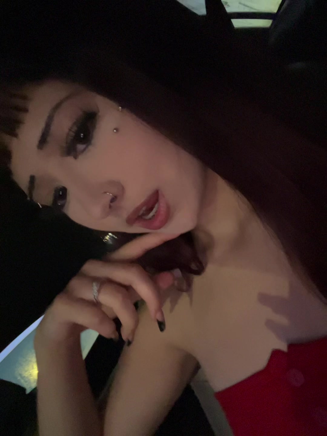 @ariella★