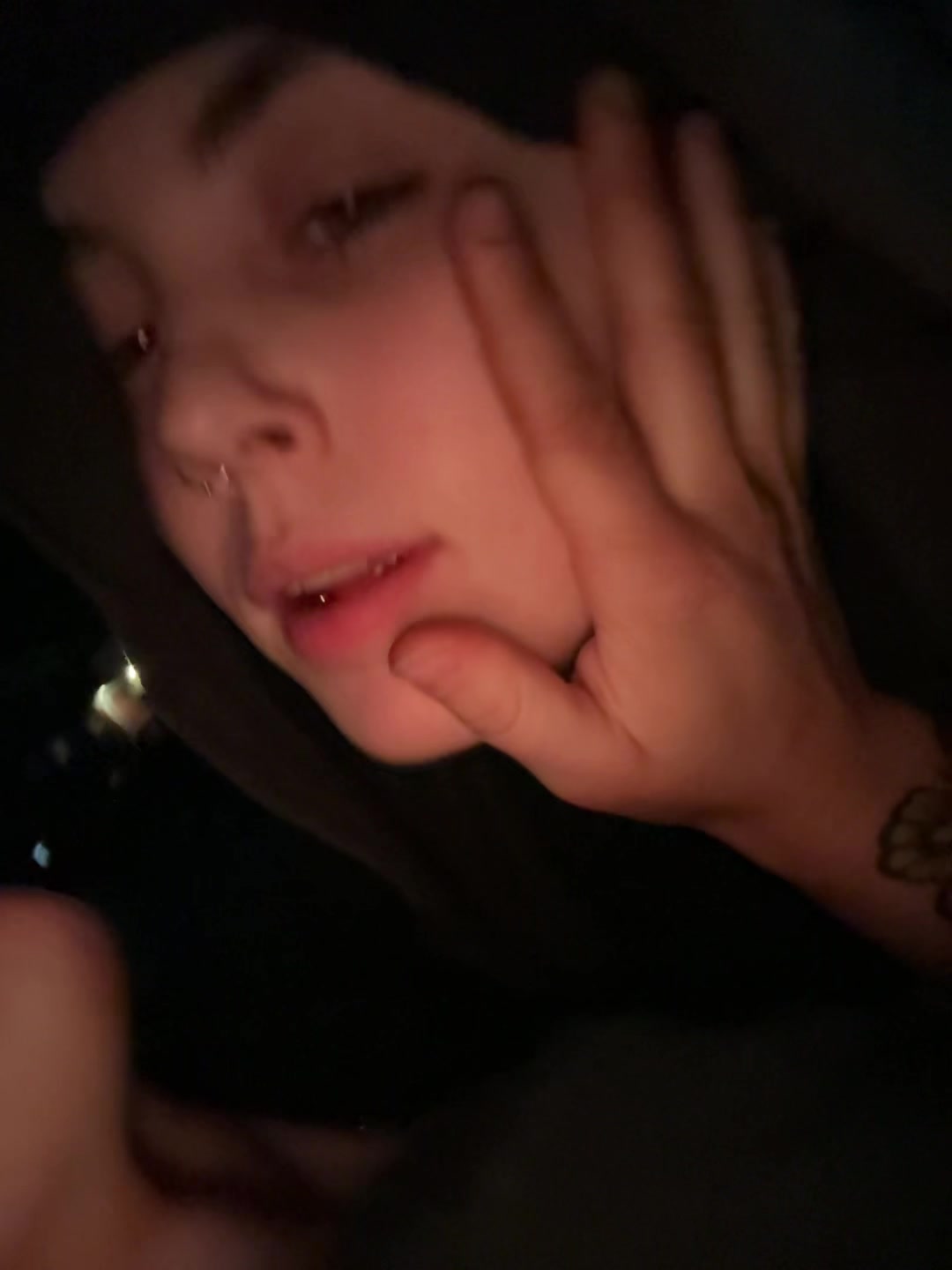 @hhr1129