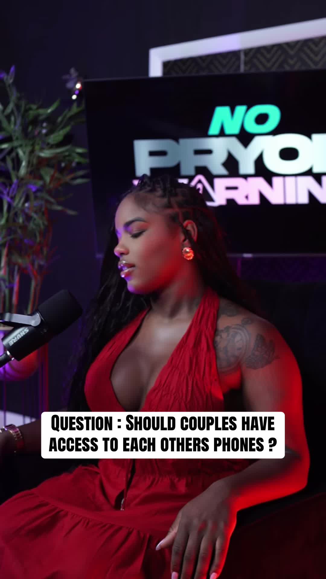 @thearielpryor