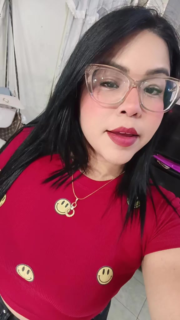 @GloriSting🦂