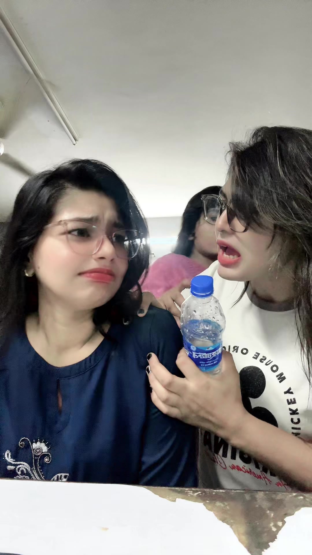 @🦋мєнυ(মেহু)🌹