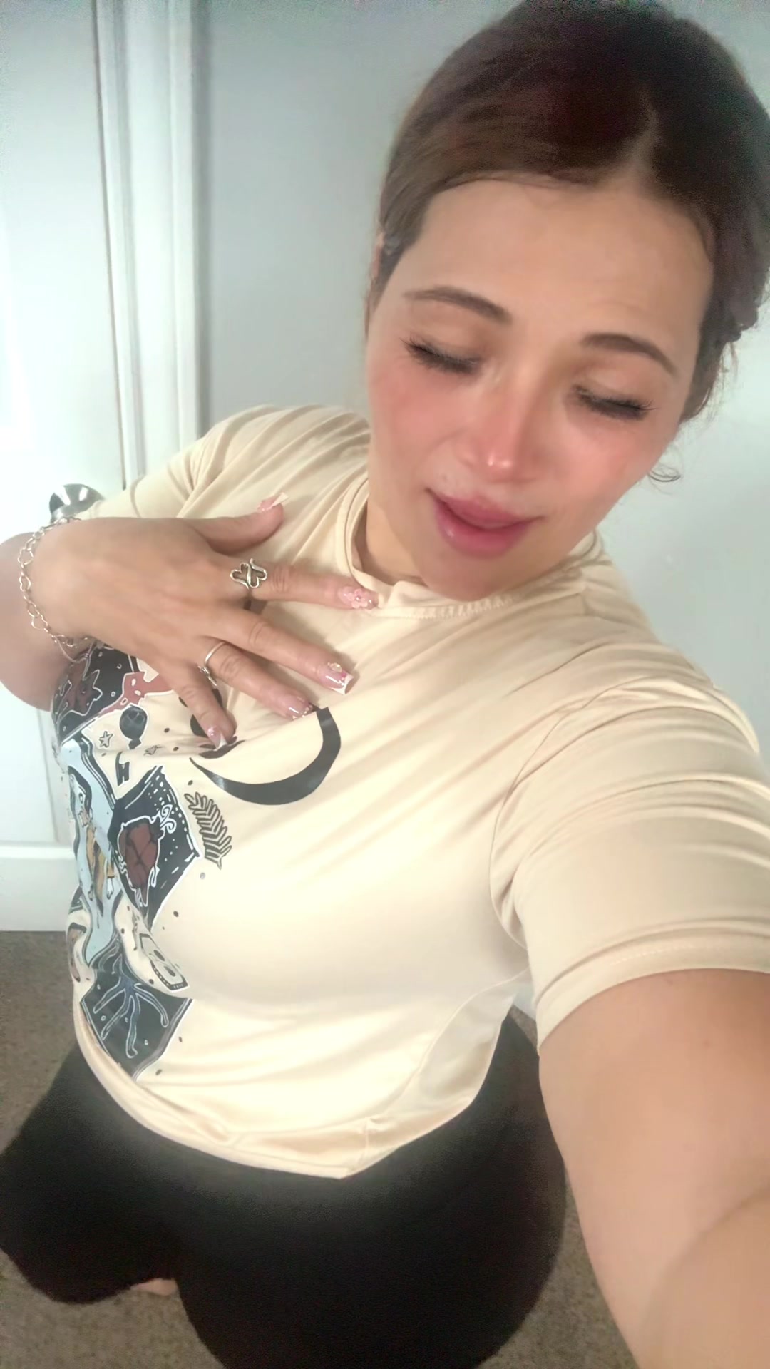 @Iliana