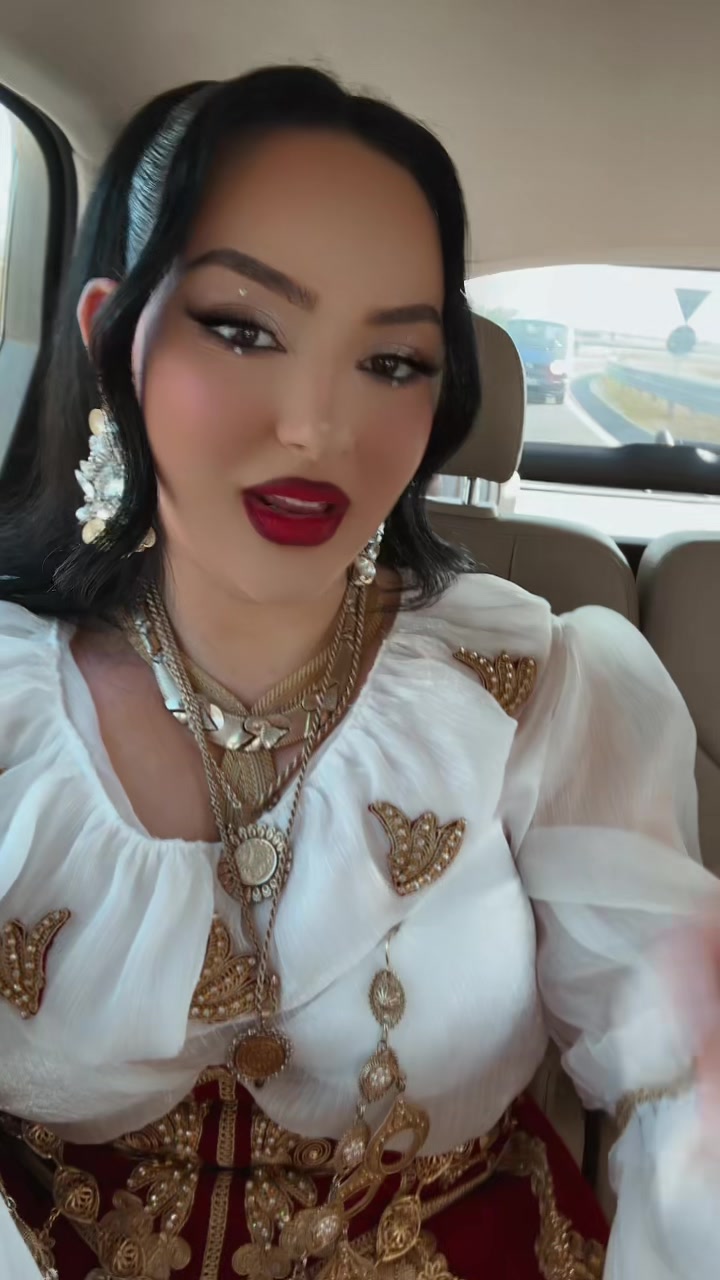 @eelii