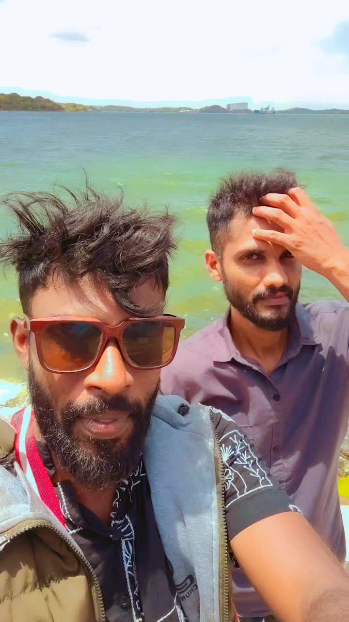 @⛱️🤗smartboy🧑&zwj;🎄⛱️