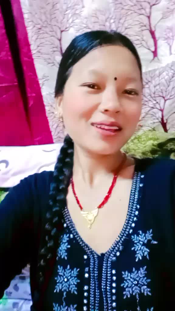 @@k❣️A🥀N💋X😘I❣️ Waiba
