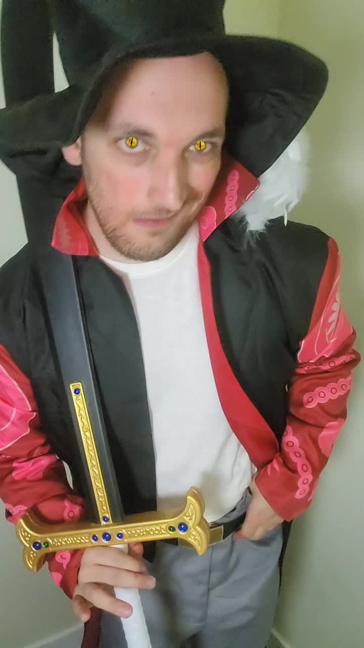 @MasterCosplay s AL📻🪓