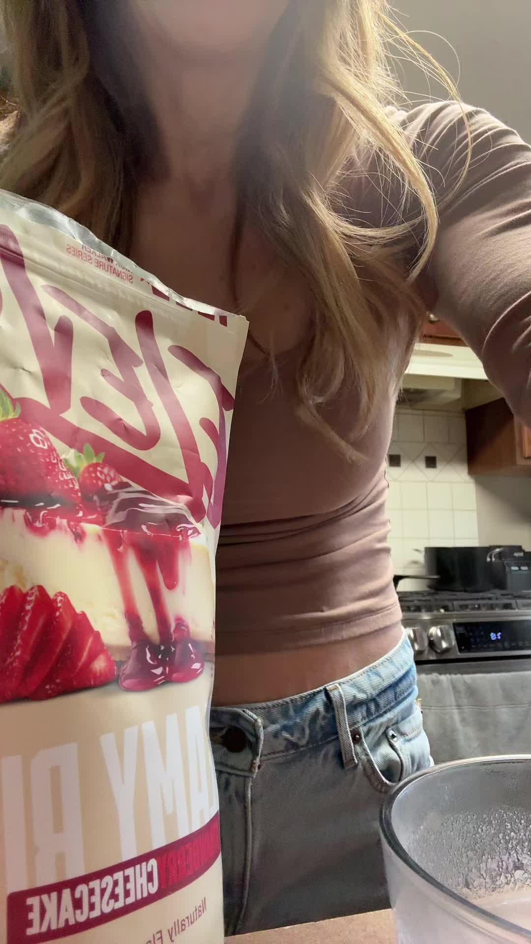 @em.rowney