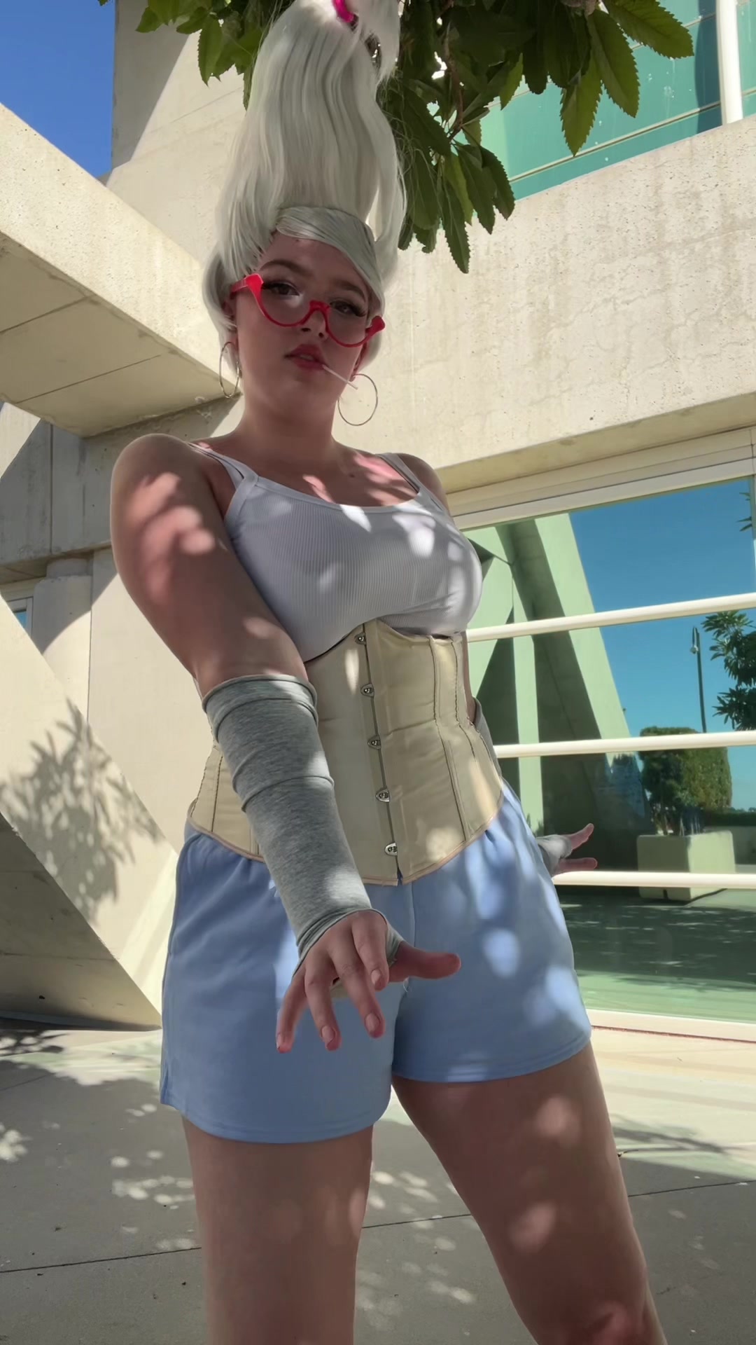 @Ari