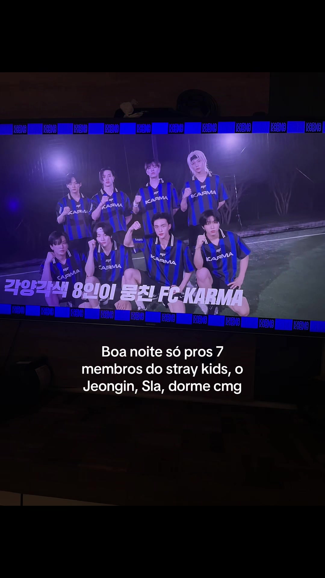@Ananda |  VIU O SKZ💕