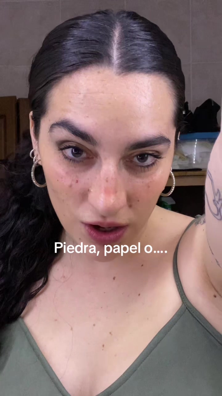 @Valentina