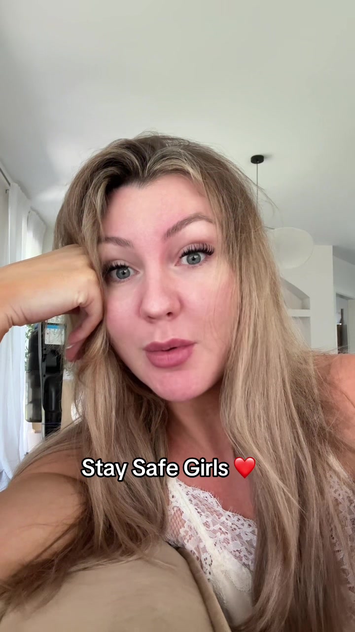 @kristinathrills