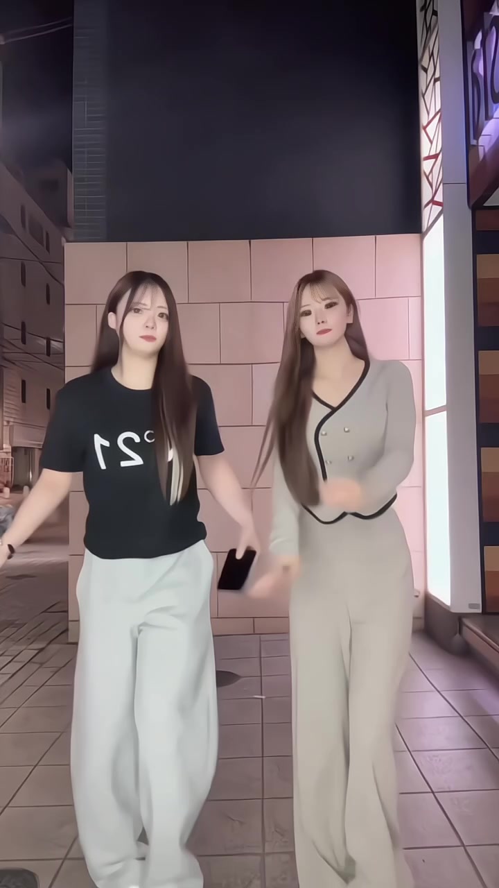 @๐
๐๐๐(ๆฏๆฅใใผใใใผ)