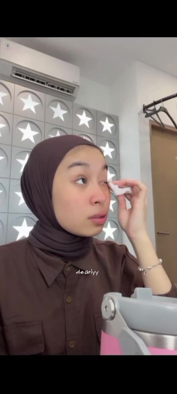 @ᵈᵉᵃʳˡʸ ˢᵛ ˢᵇʸ