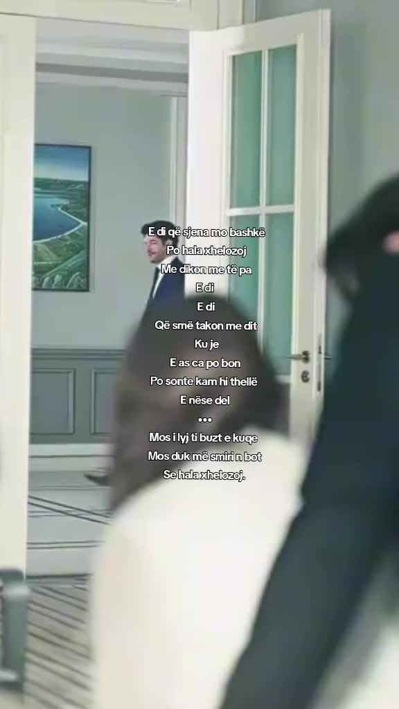 @~