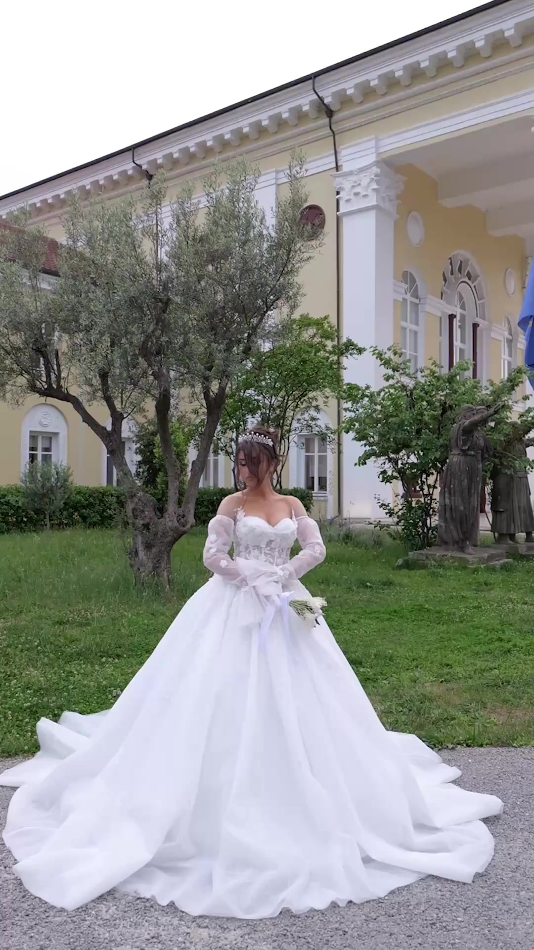 @Sharmi i Bardh&euml; /Sharm Couture
